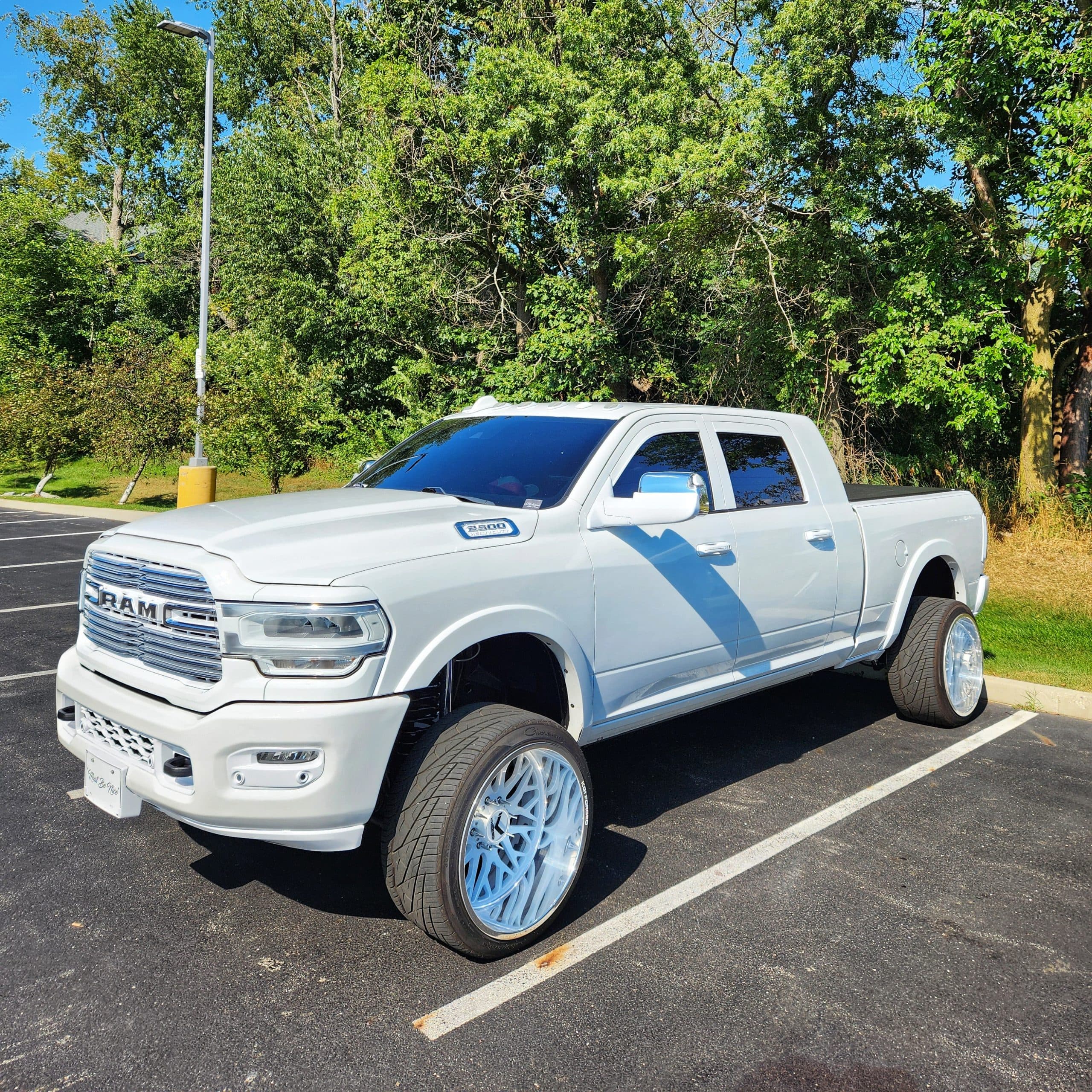 2019 Ram 2500 mega cab laramie — photo 1