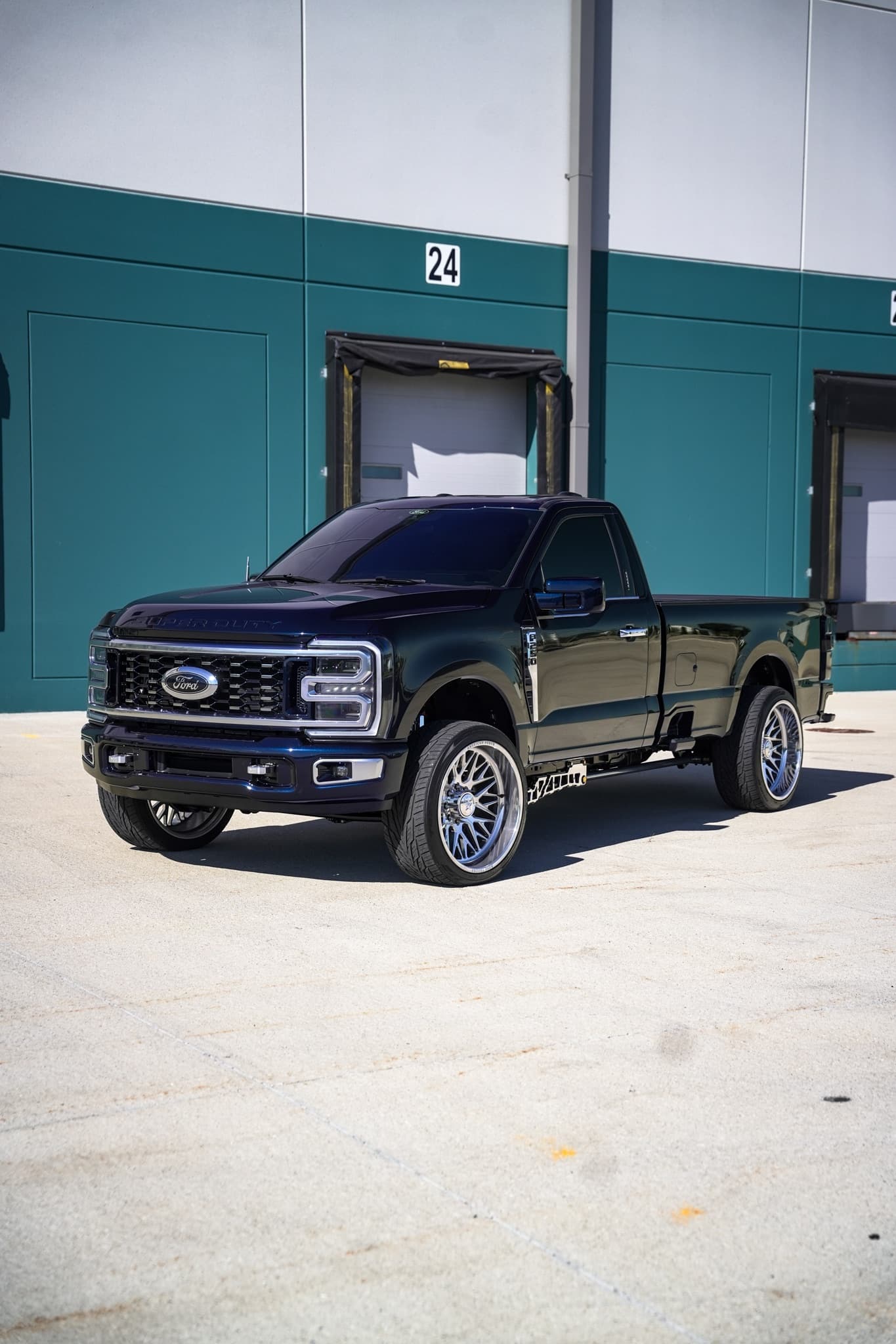 2025 Ford F250 — photo 1