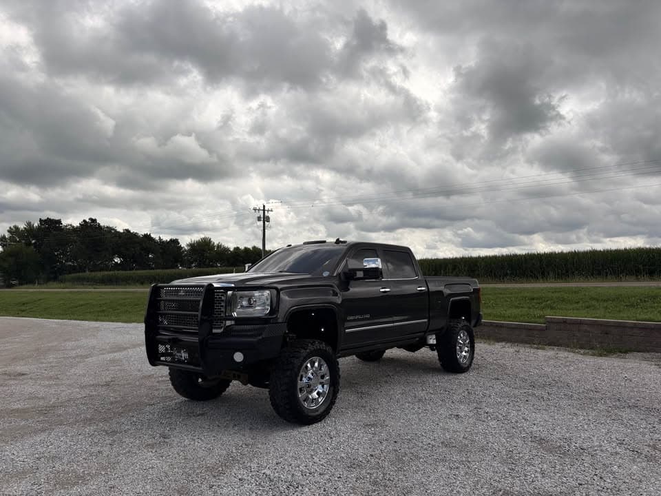2015 GMC GMC 2500 LML — photo 1