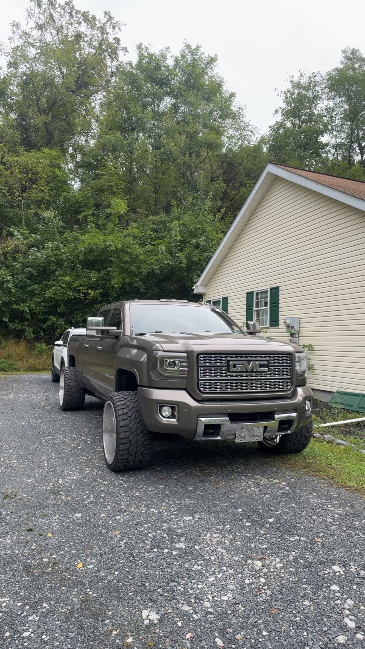 2015 GMC Sierra 3500HD Denali — photo 1