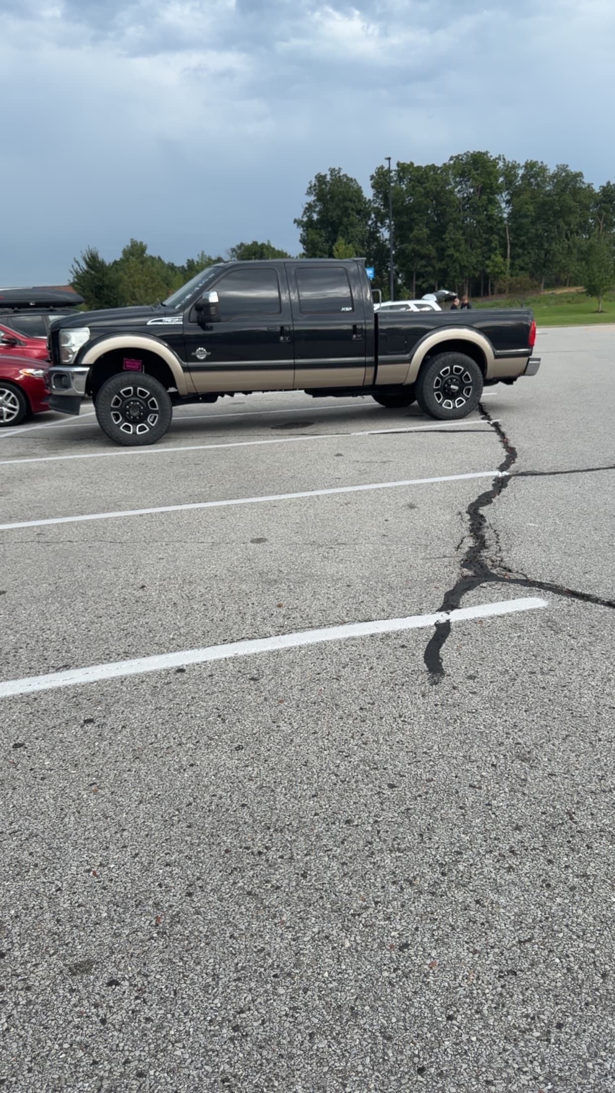 2012 Ford F-350 super duty lariat — photo 1