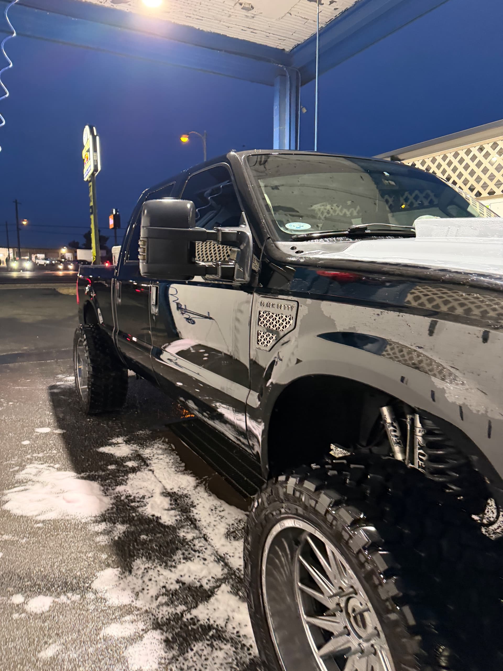 2010 Ford F250 — photo 1