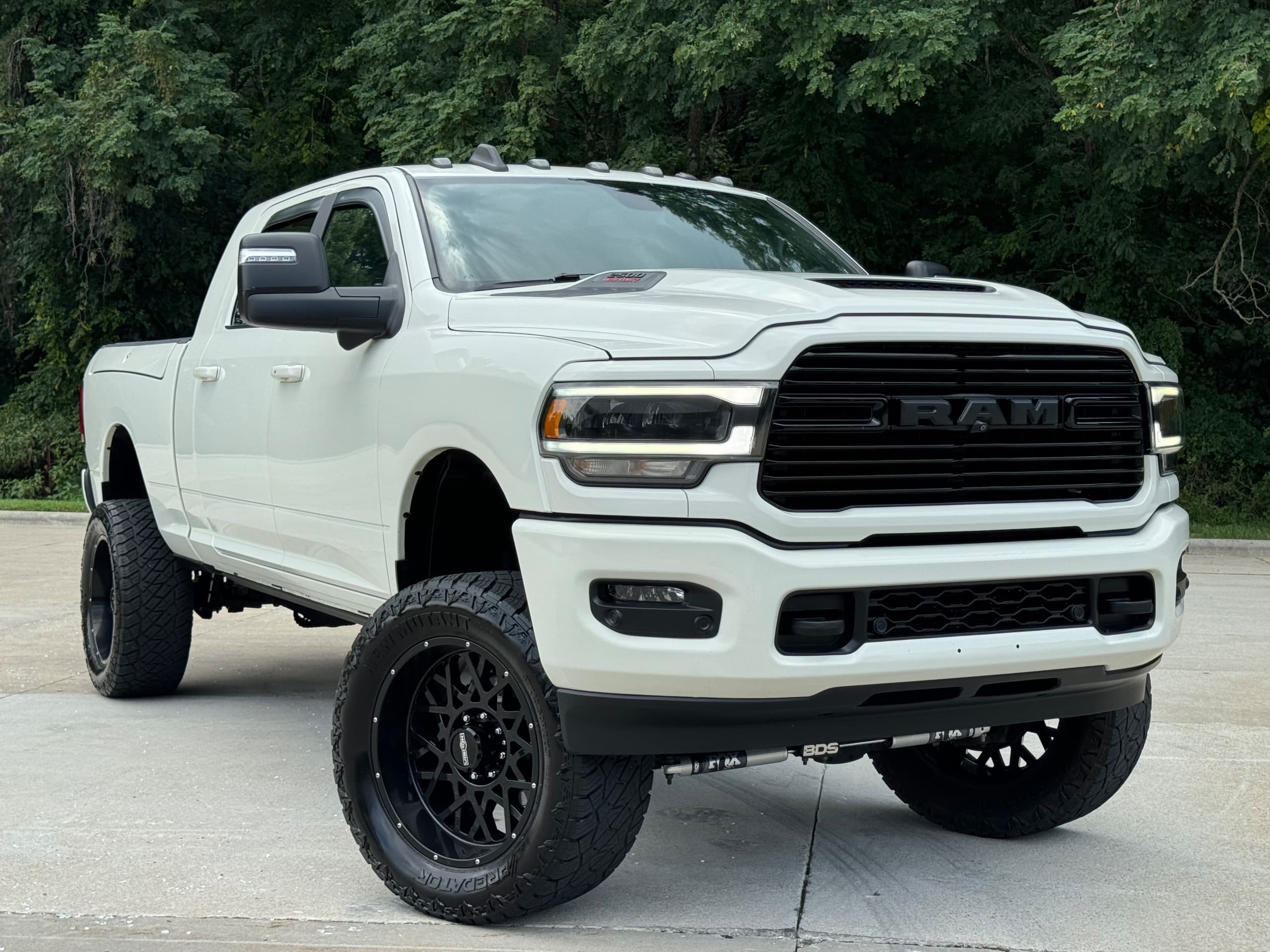 2023 RAM 2500 Laramie — photo 1
