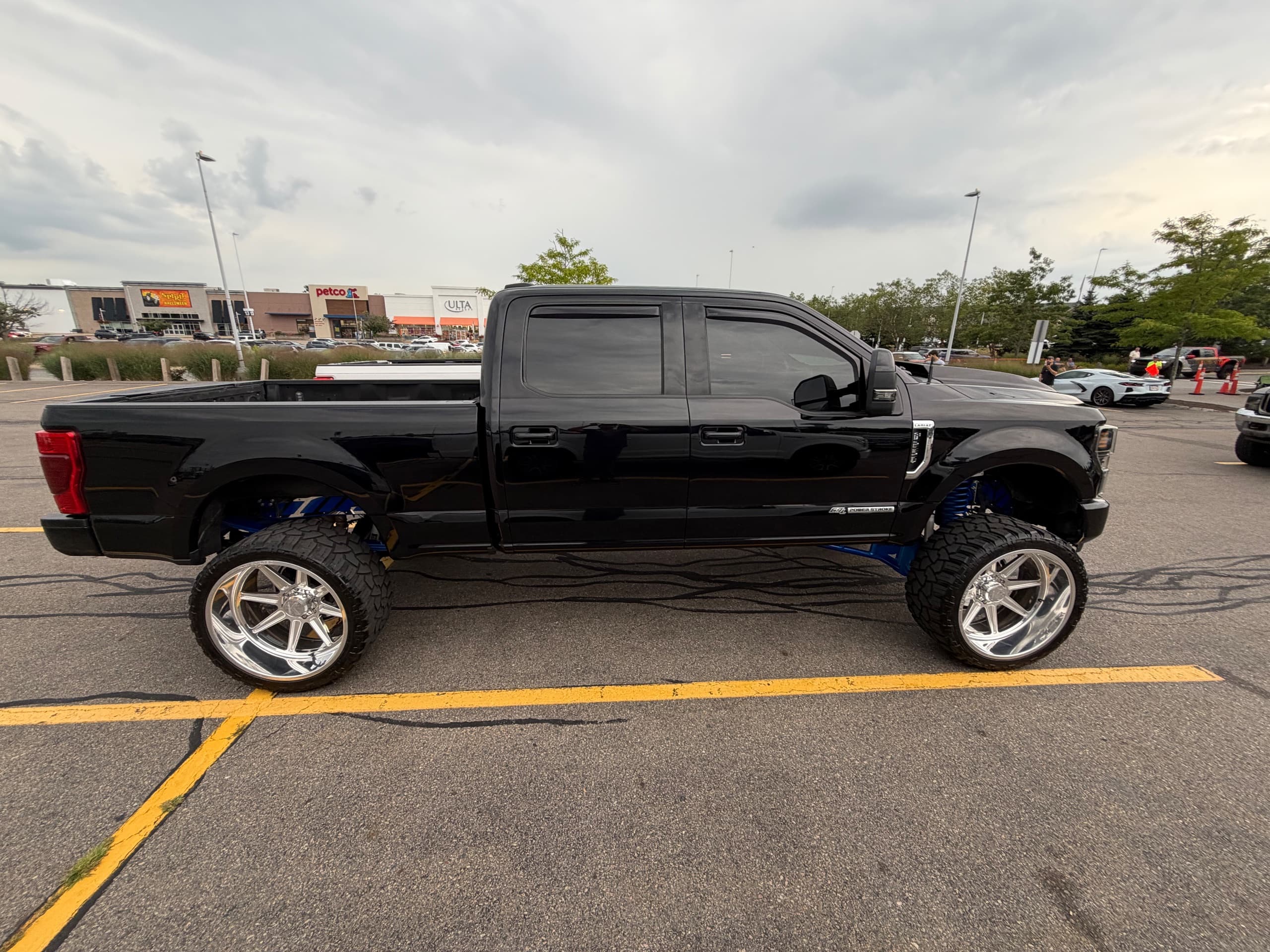 2020 Ford F250 lariat — photo 1