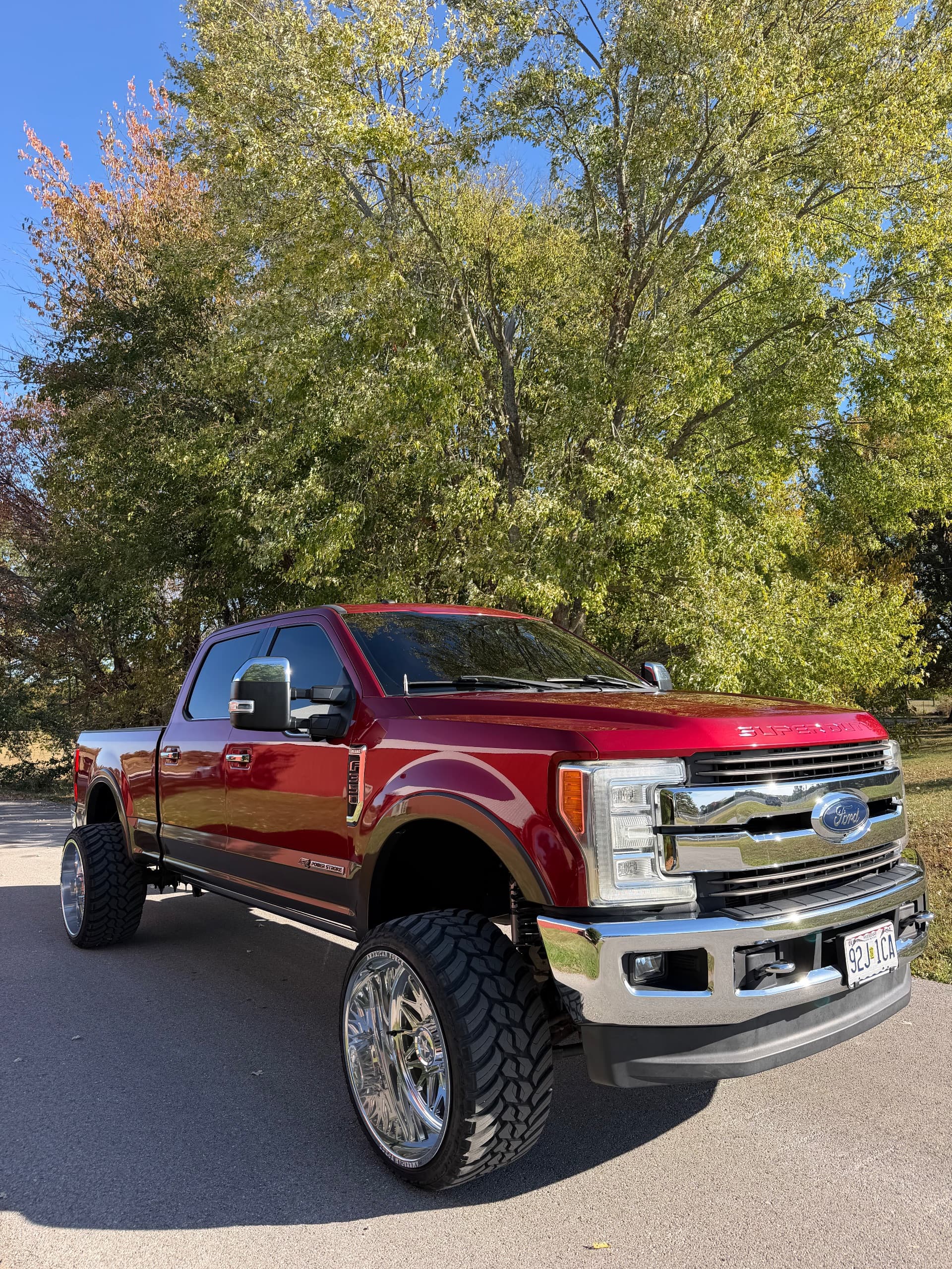 2017 Ford F350 — photo 1