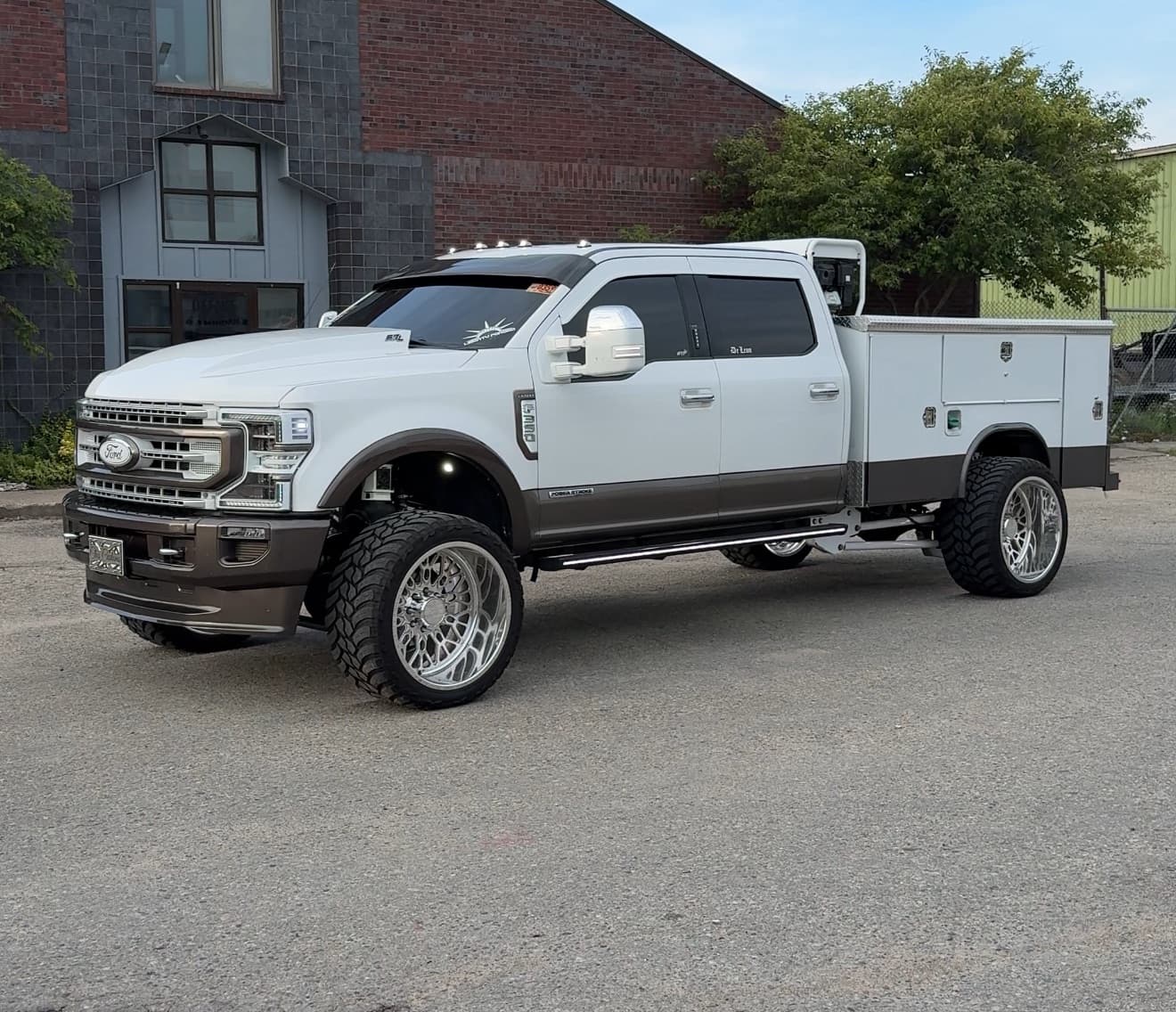 2017 Ford Super Duty F-350 — photo 1