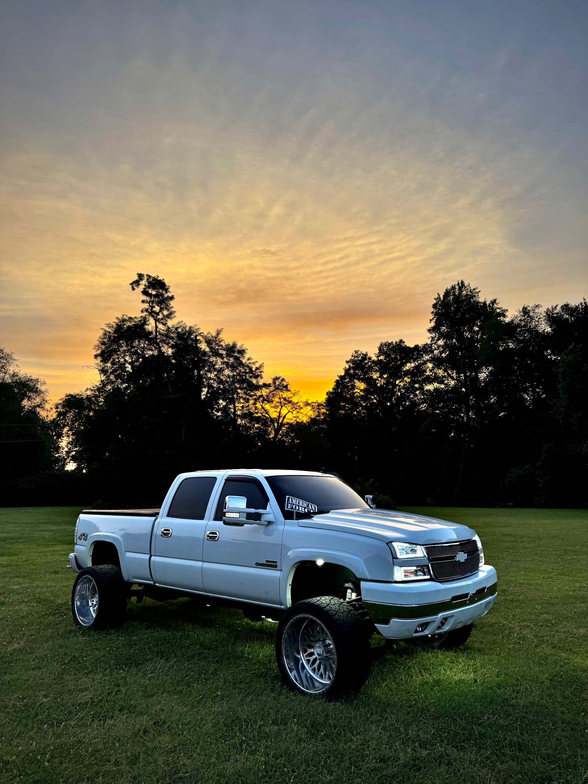 2006 chevy silverado 2500 lbz — photo 1