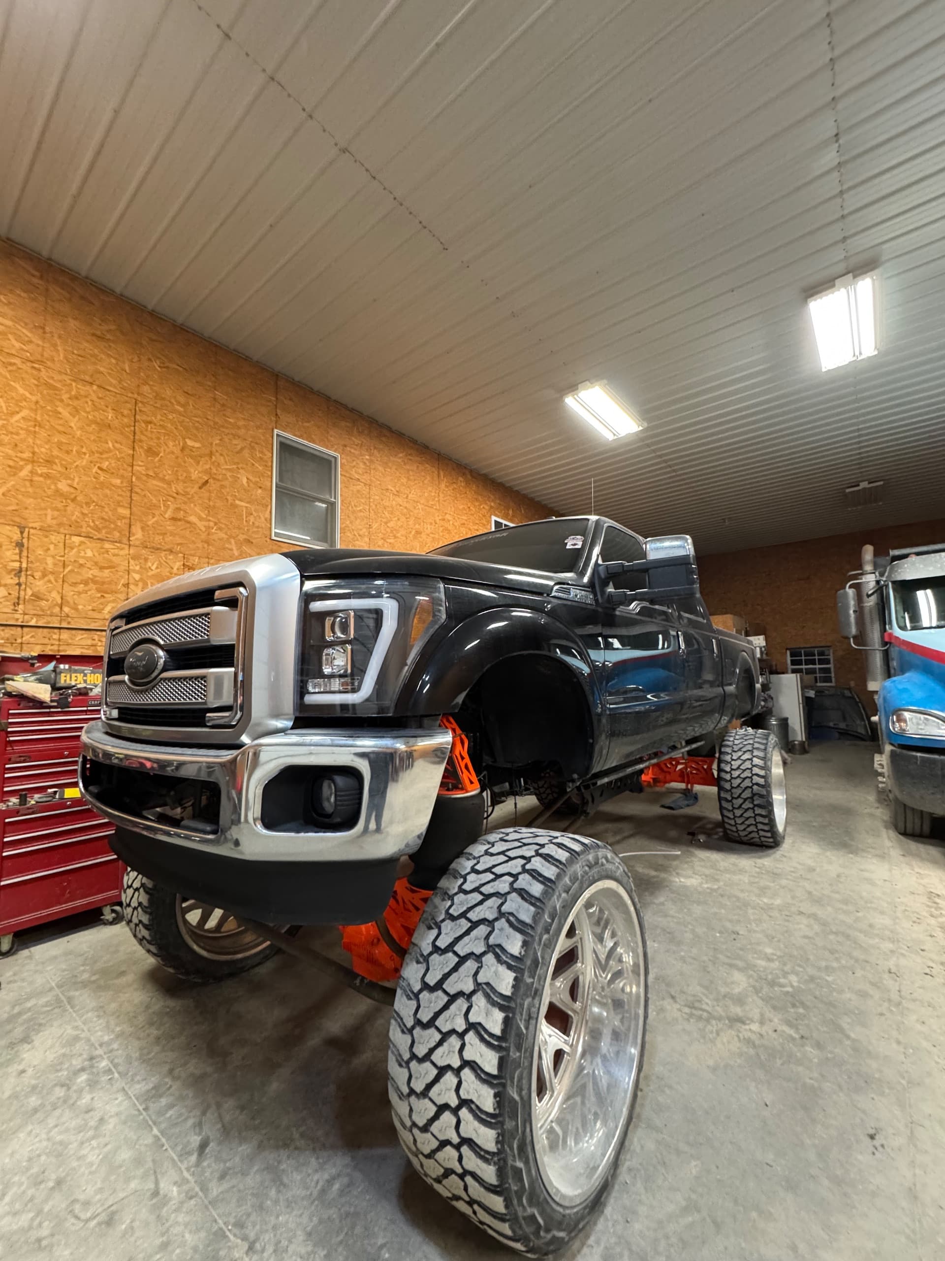 2016 Ford F250 platinum — photo 1