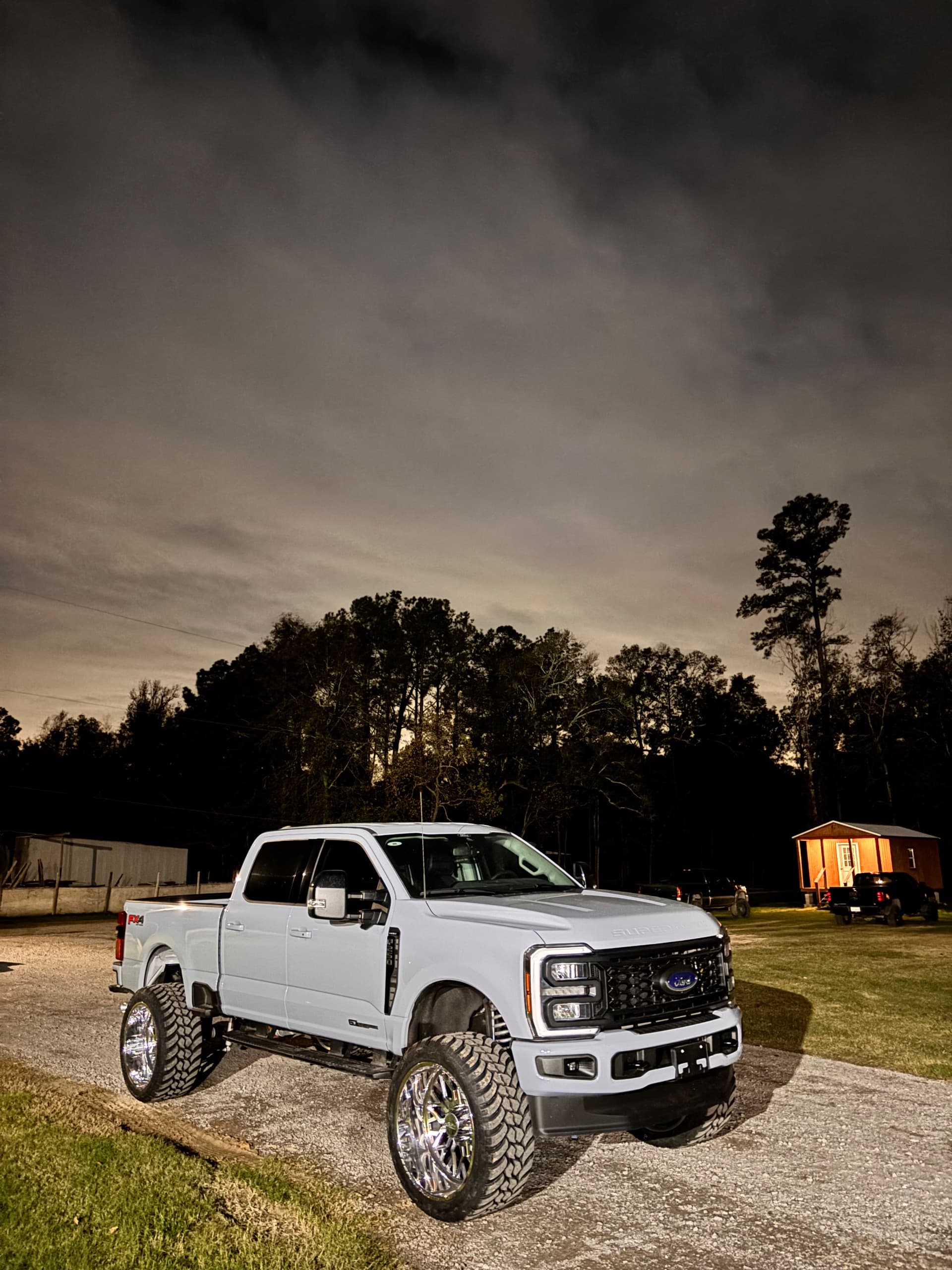 2024 Ford F250 super duty lariat — photo 1