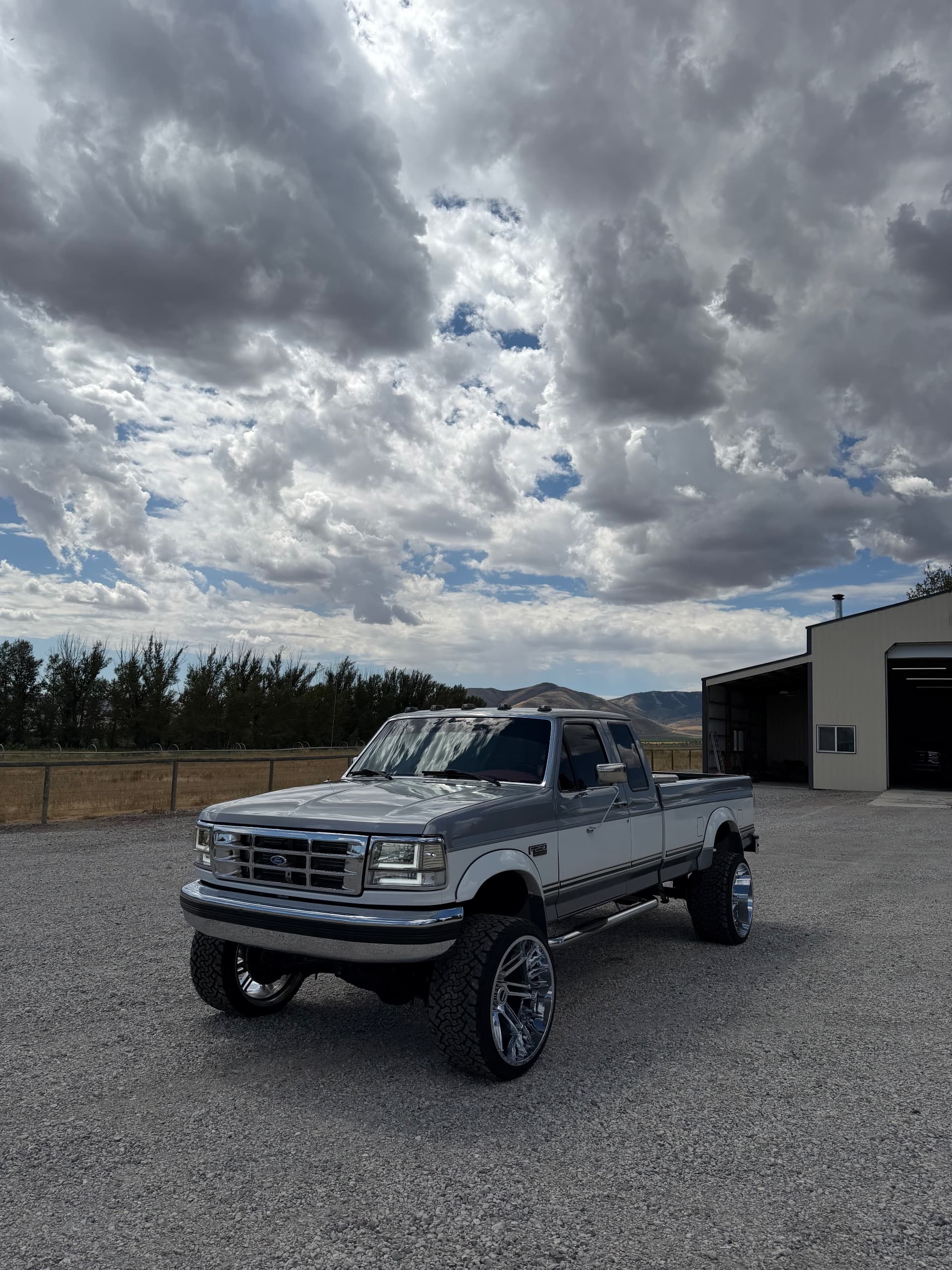 1995 Ford F-250 — photo 1