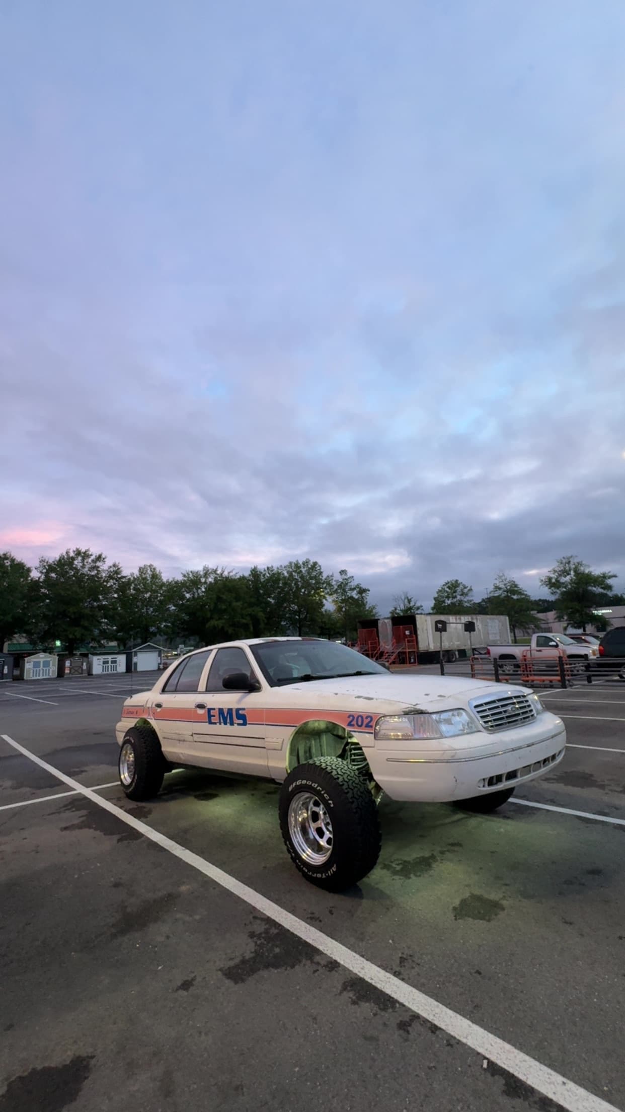 2006 Ford Crown Vic P71 — photo 1