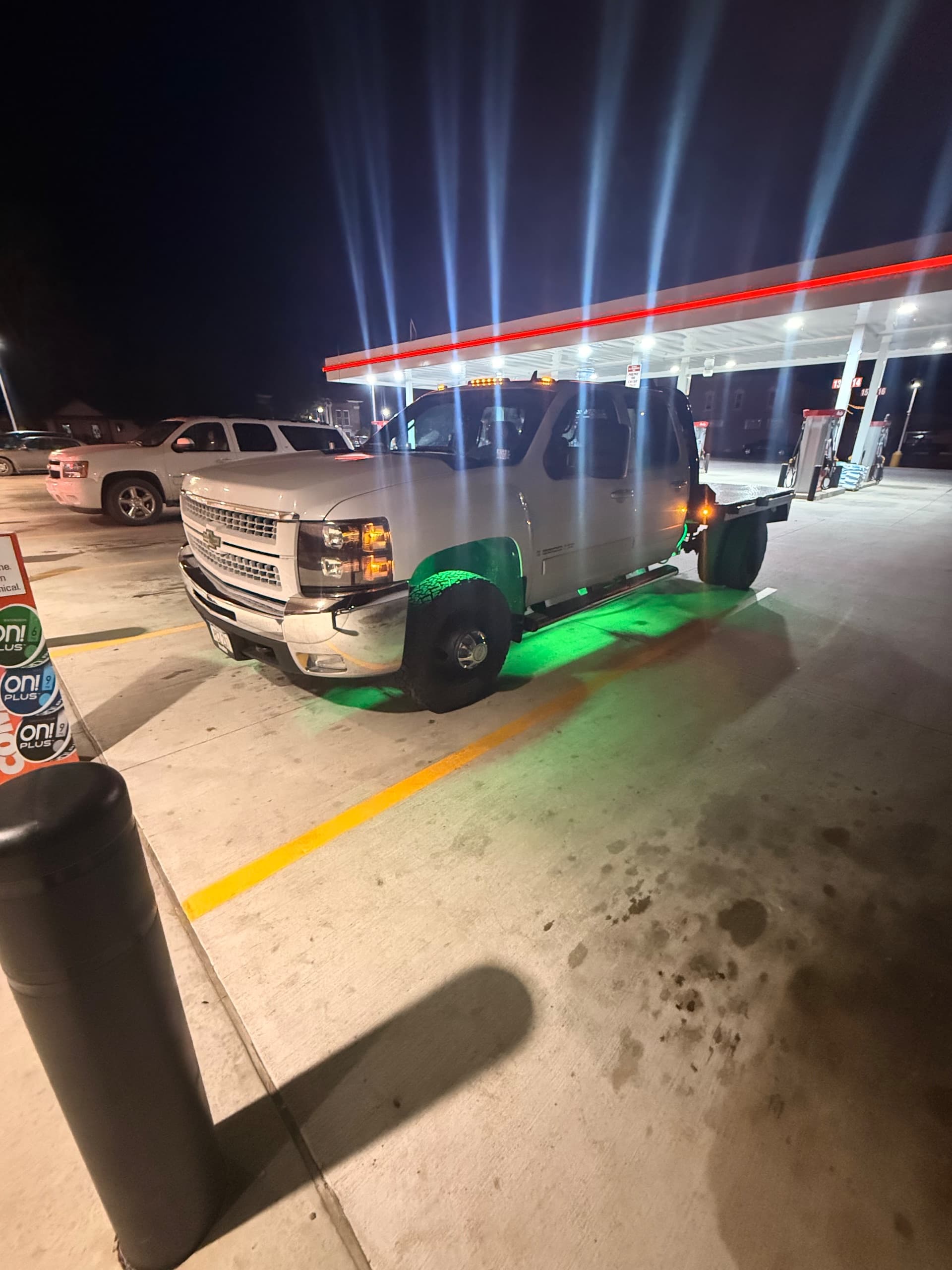 2008 Chevy Silverado 3500 LMM — photo 1