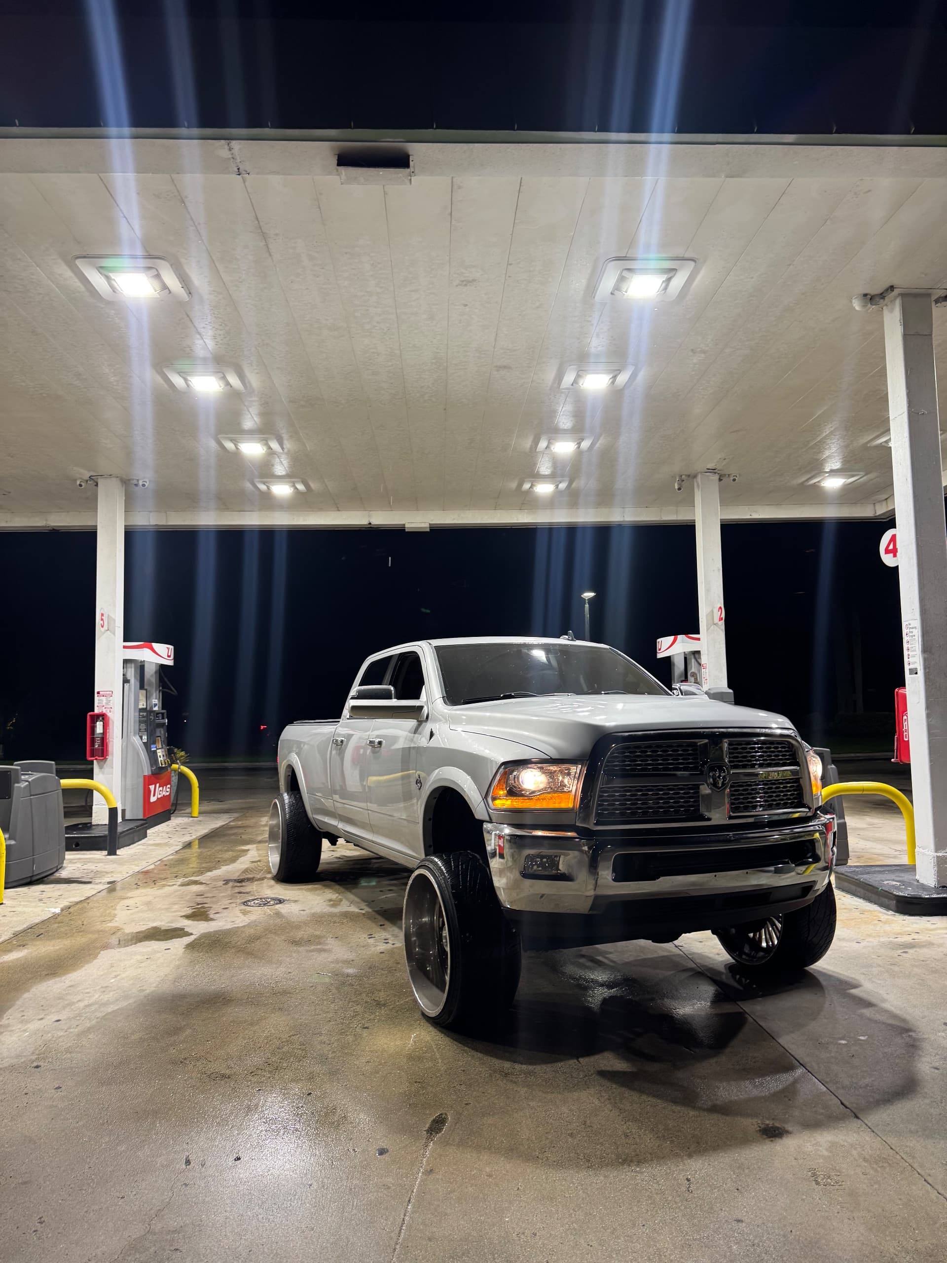 2015 Dodge Ram 2500 — photo 1