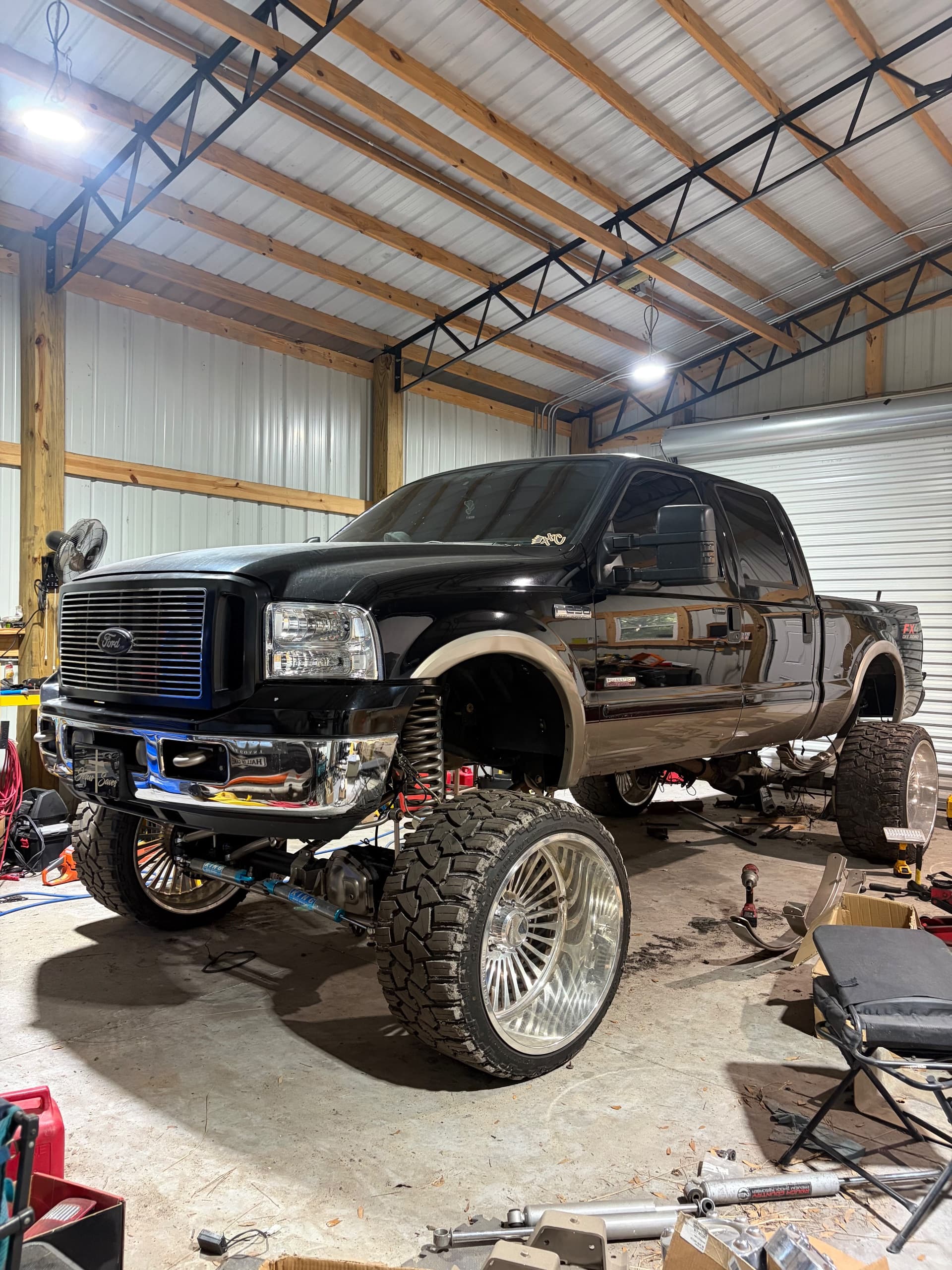 2005 Ford F250 — photo 1