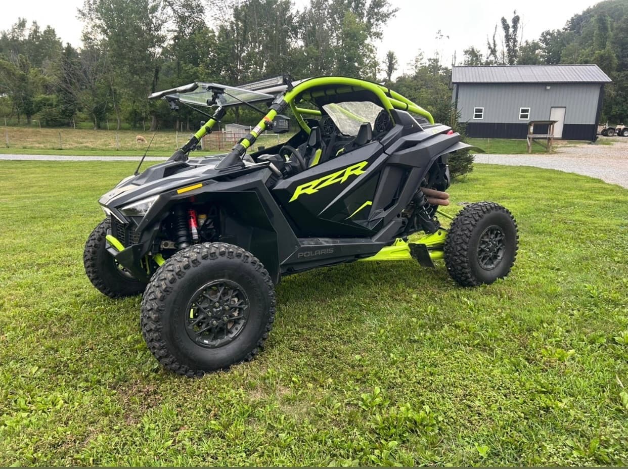 2024 Polaris Pro R Ultimate — photo 1