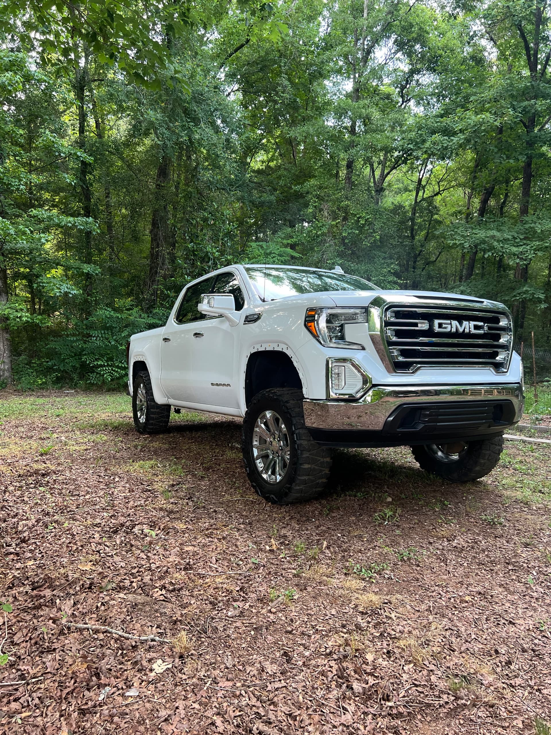 2019 GMC Sierra SLT 1500 — photo 1