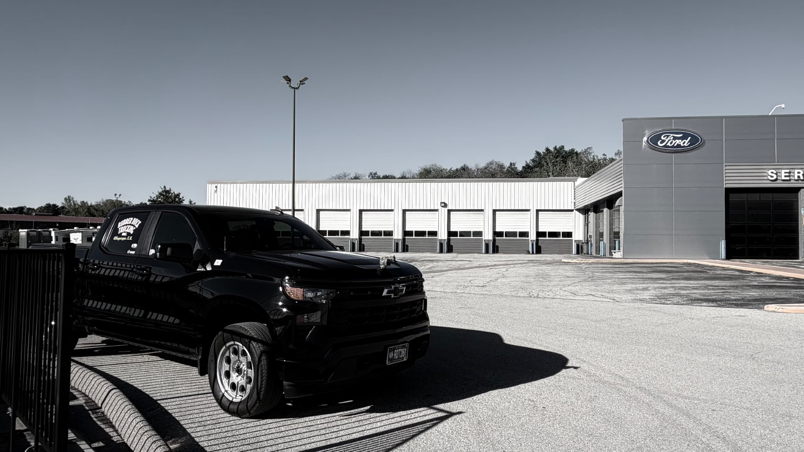 2024 Chevrolet Silverado 1500 WT — photo 1