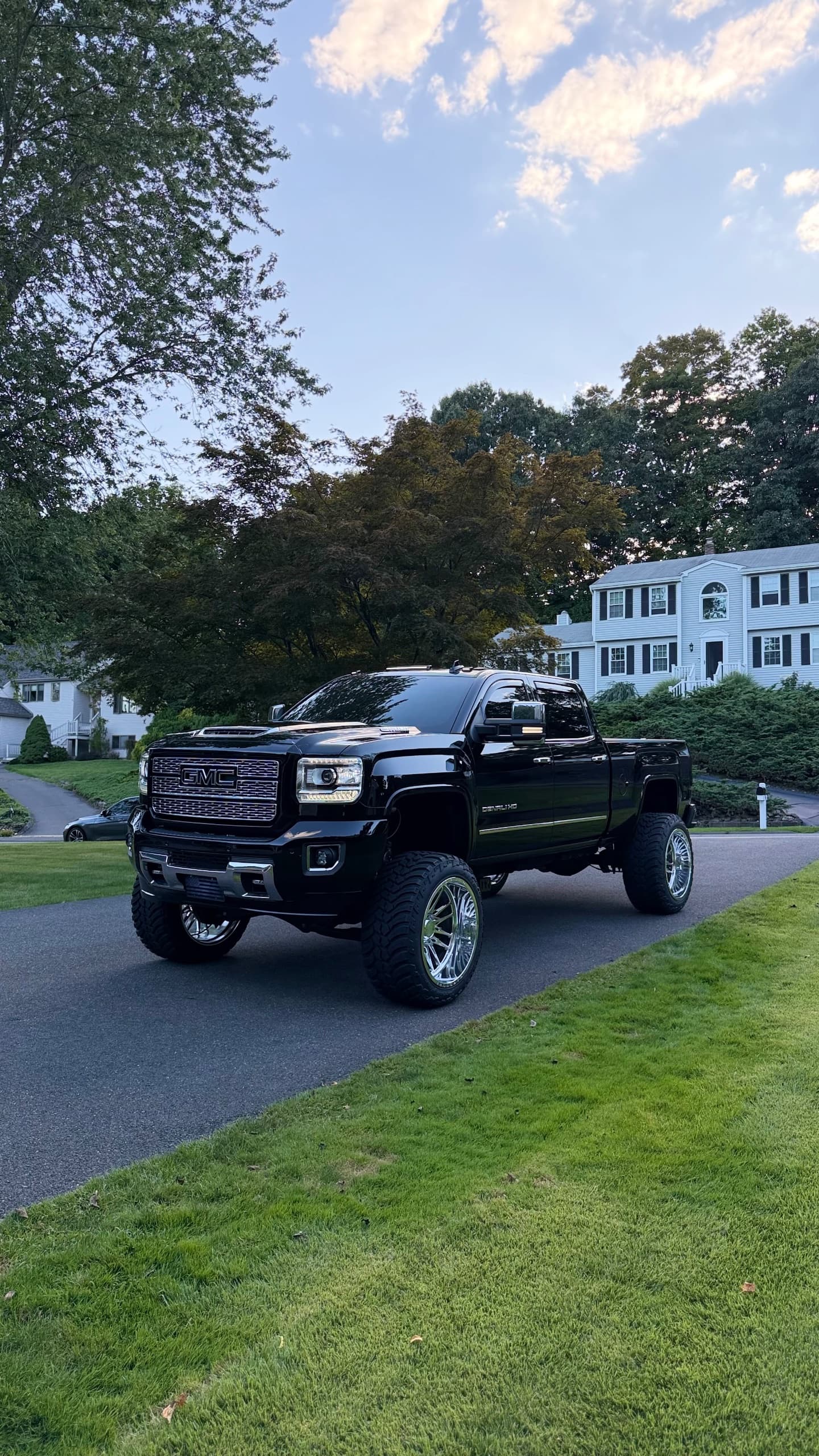 2019 GMC Sierra 2500 Denali — photo 1
