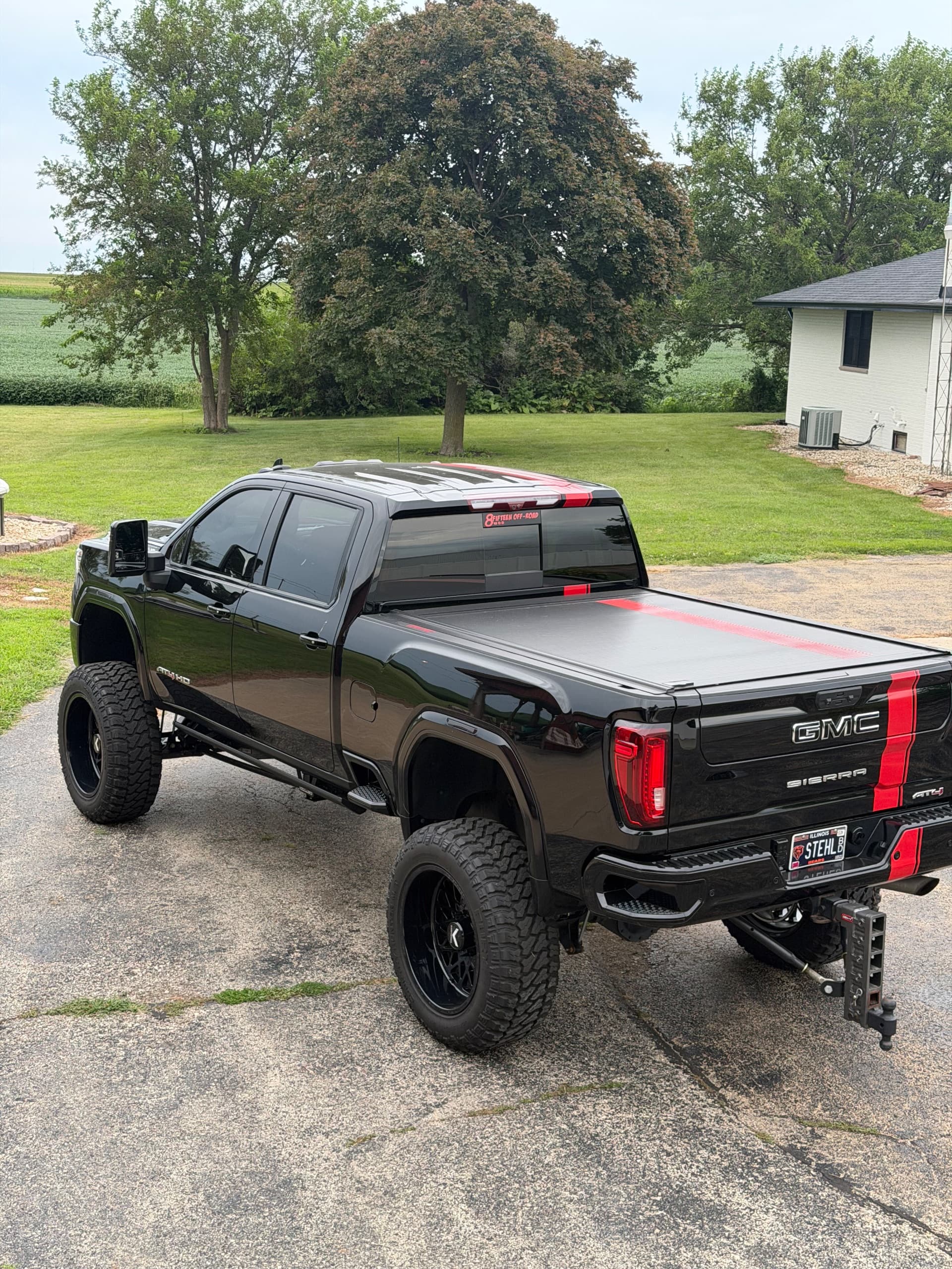 2021 GMC 2500HD AT4 — photo 1