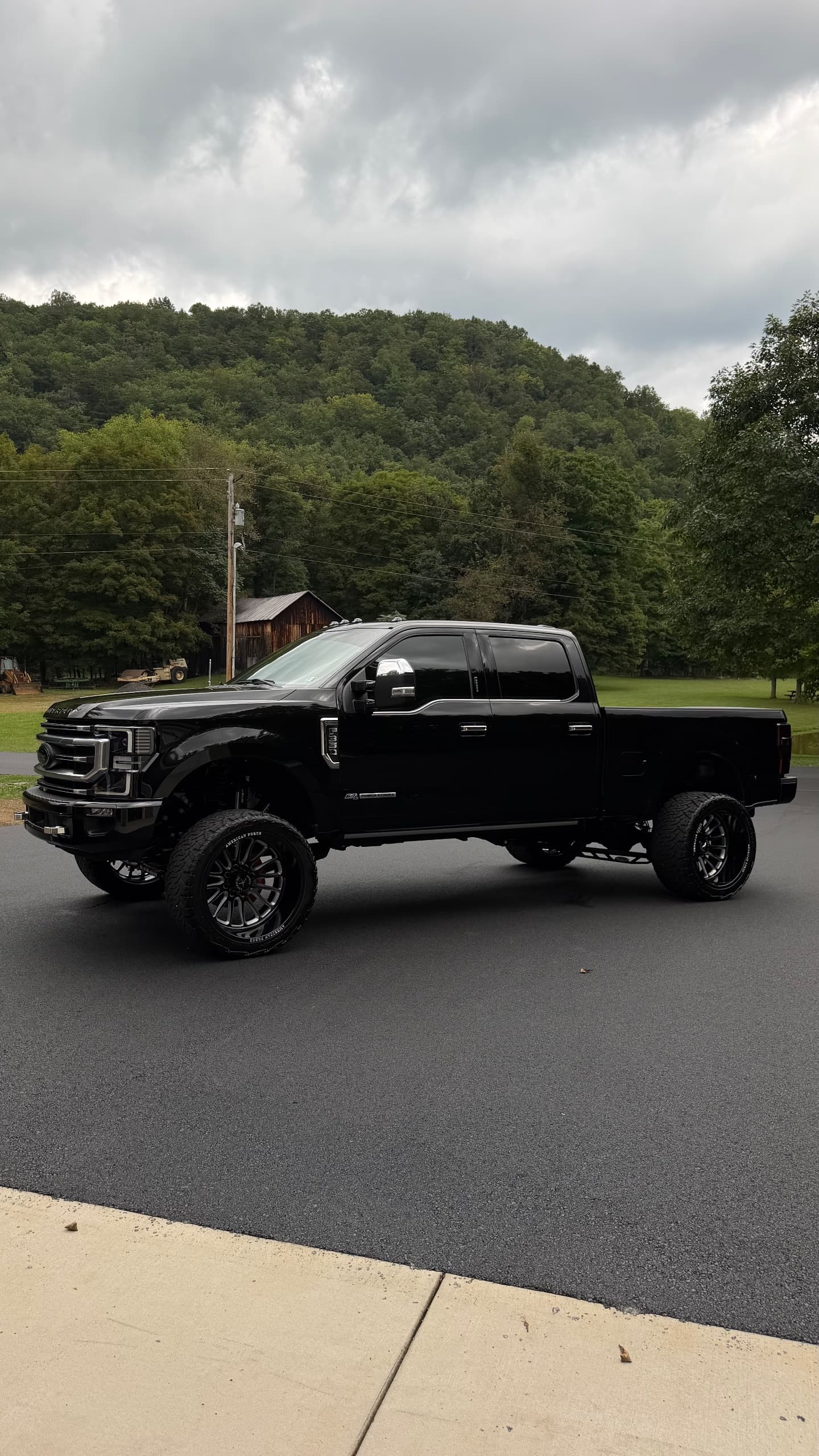 2020 Ford F-350 — photo 1