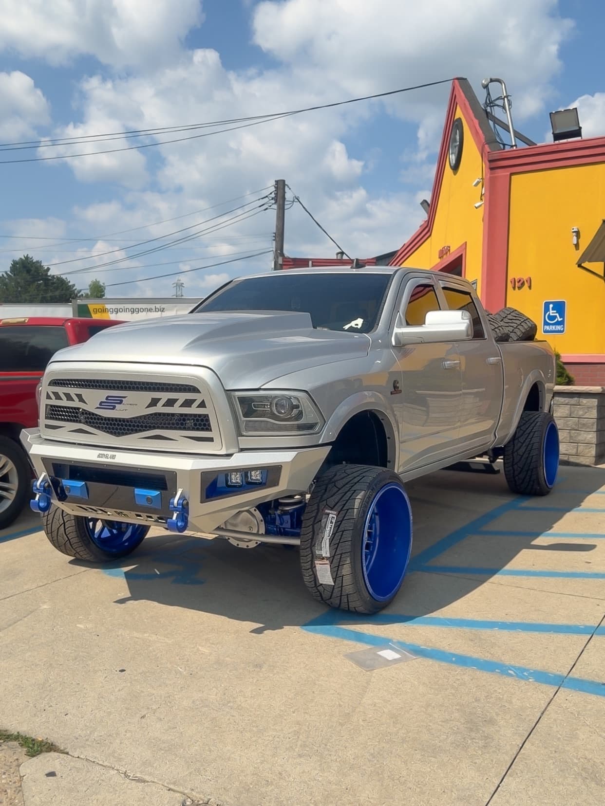 2016 Ram 2500 — photo 1