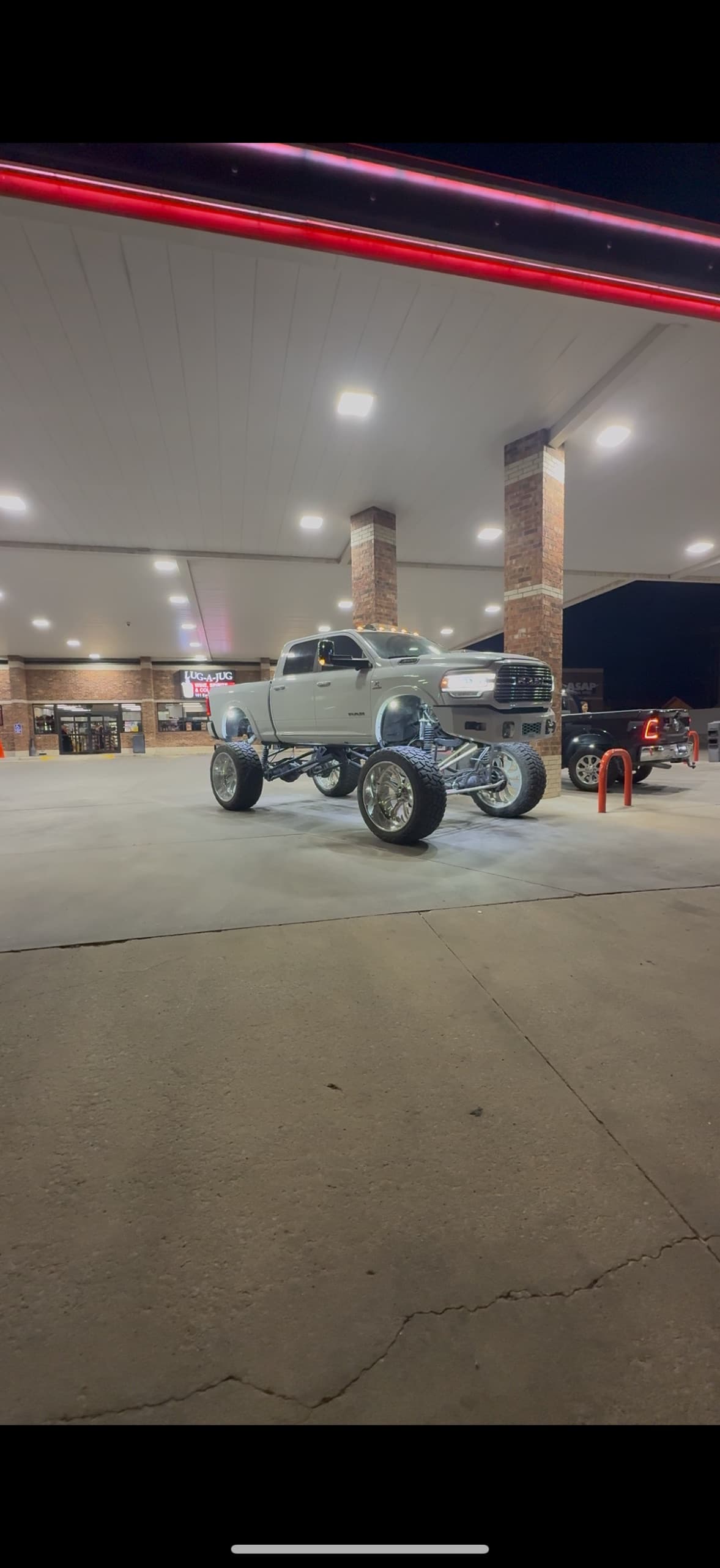 2019 Dodge Ram 2500 — photo 1