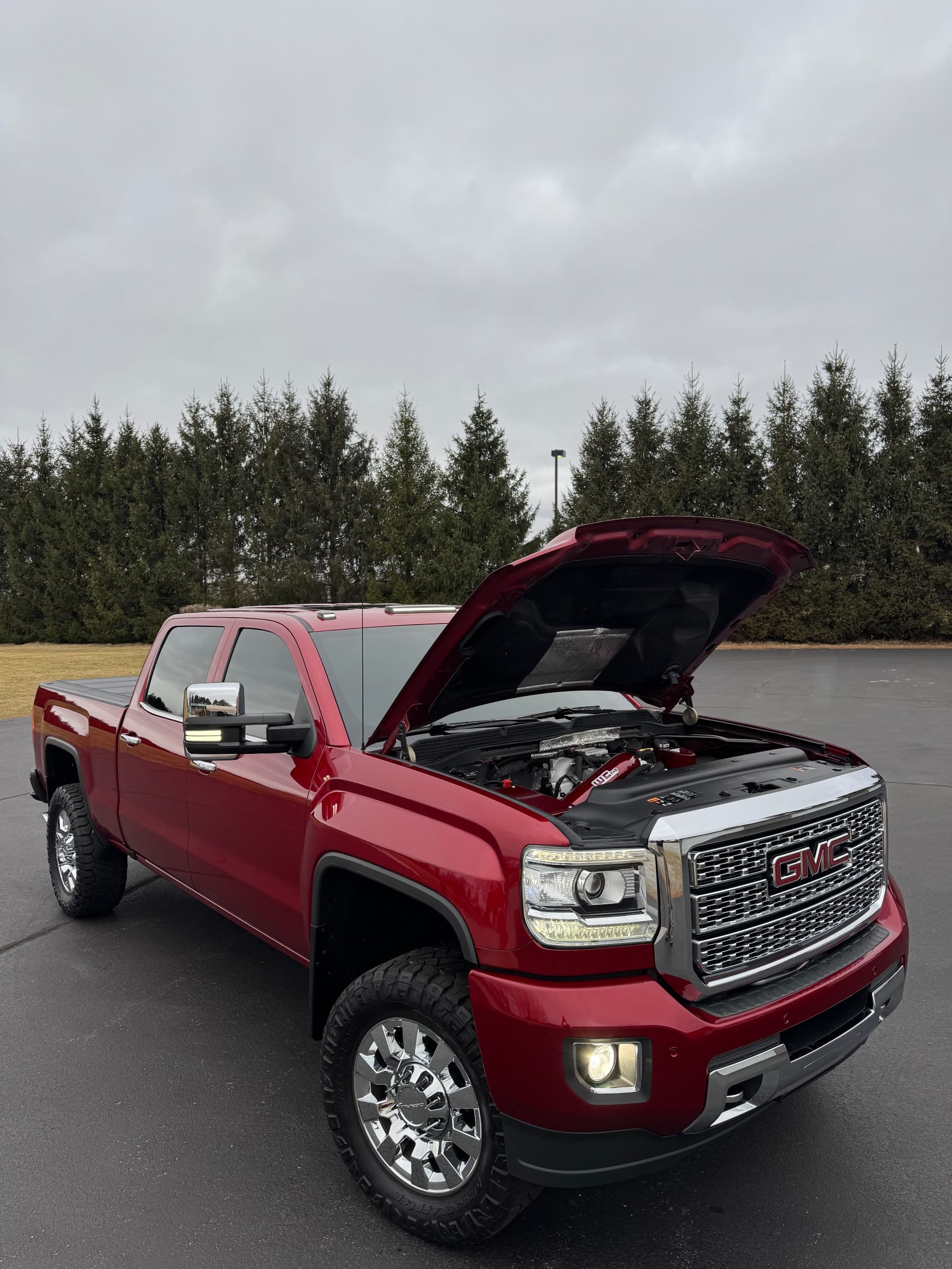 2019 GMC Sierra 2500HD Denali — photo 1