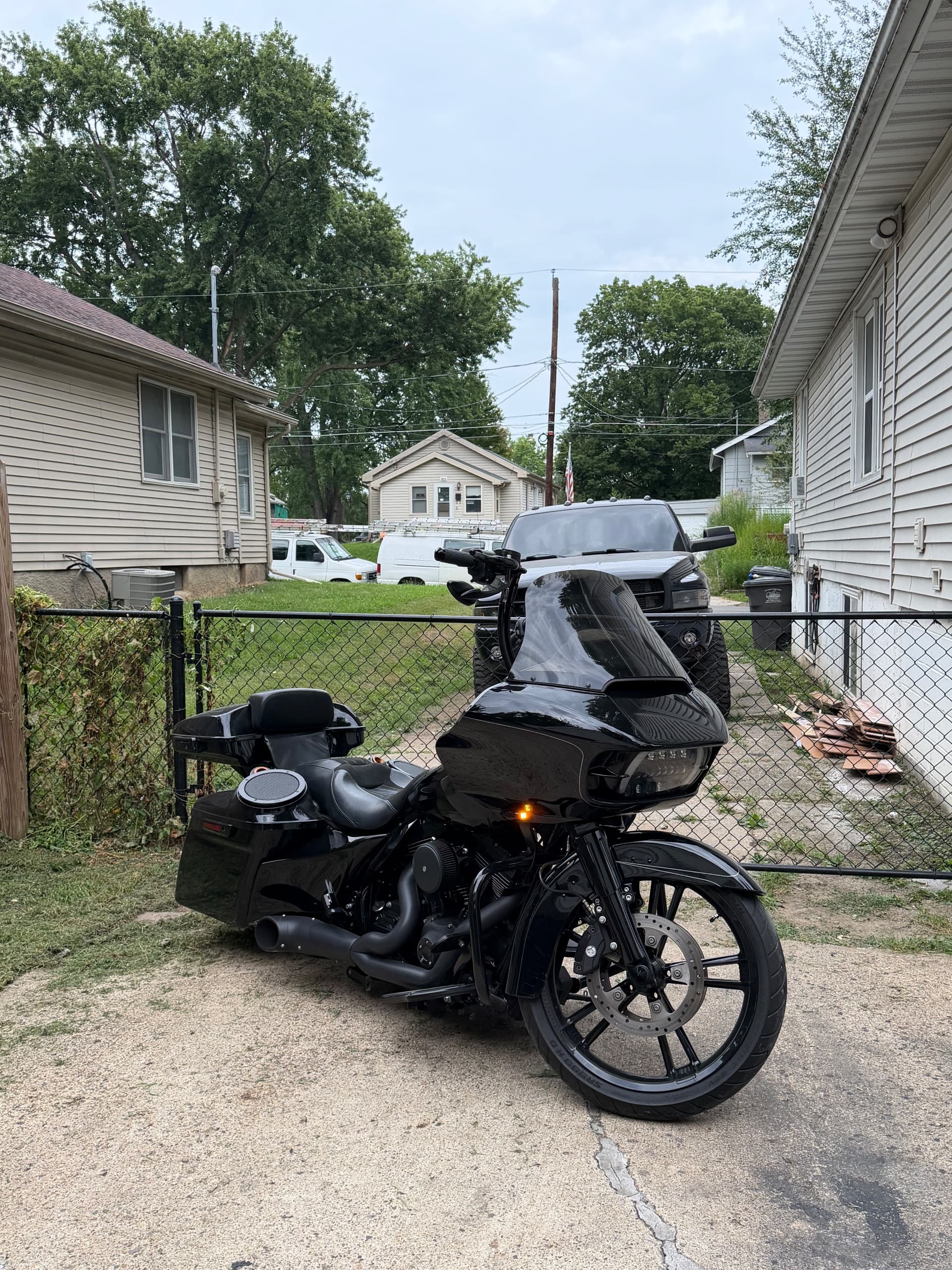2015 Harley Davidson Road Glide special — photo 1