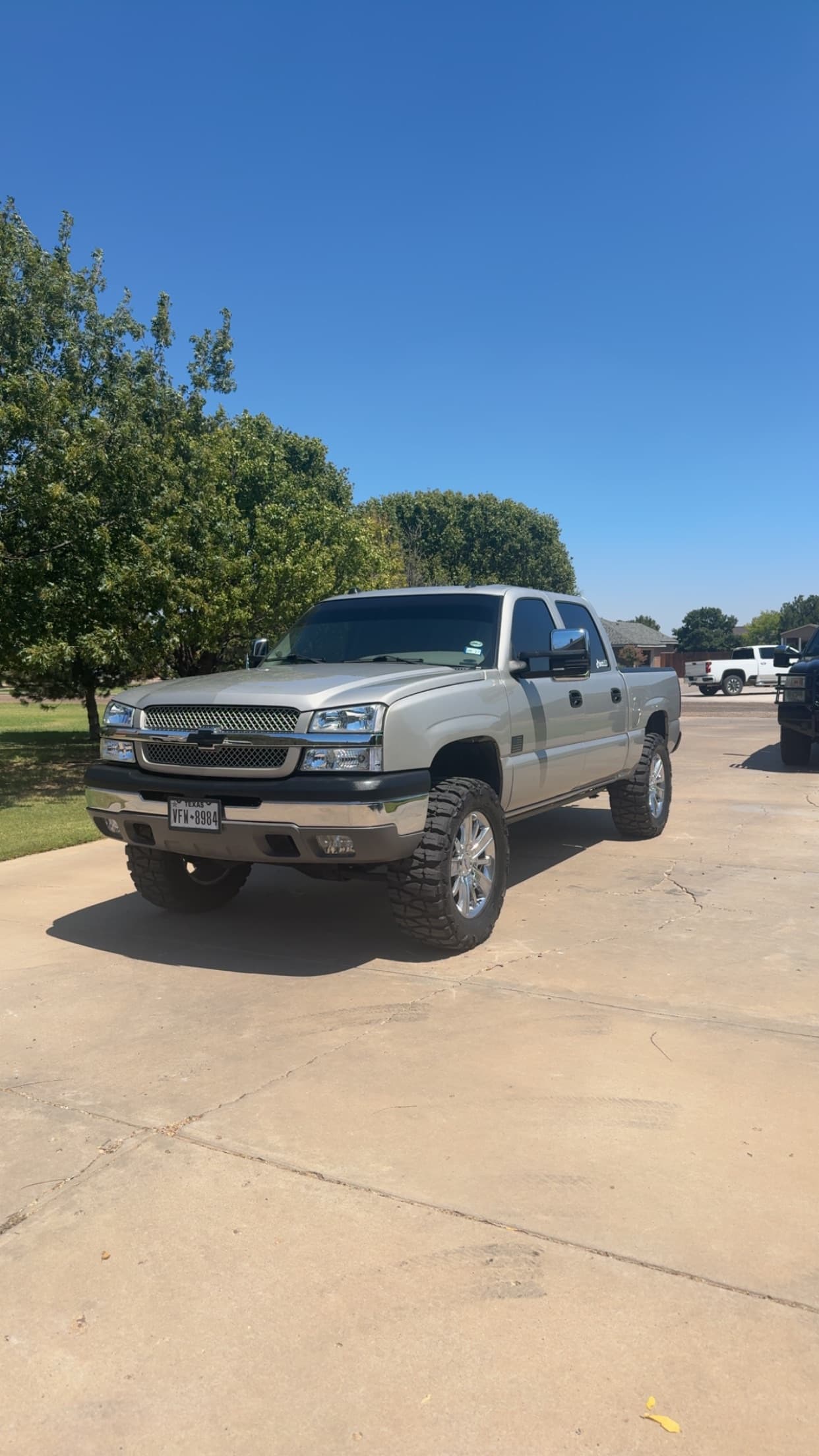 2004 Chevrolet Silverado 1500 — photo 1