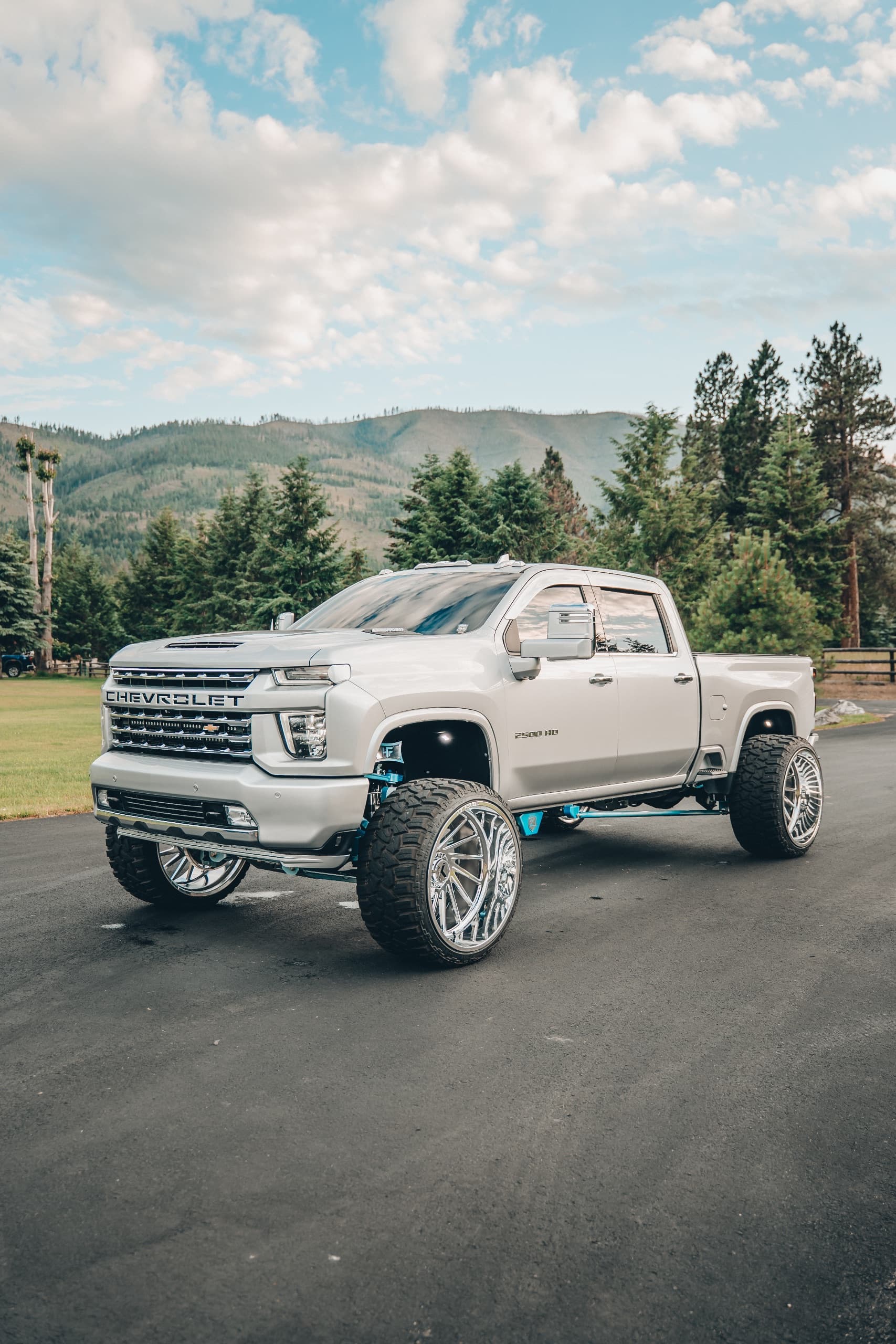2020 Chevrolet Silverado 2500HD — photo 1